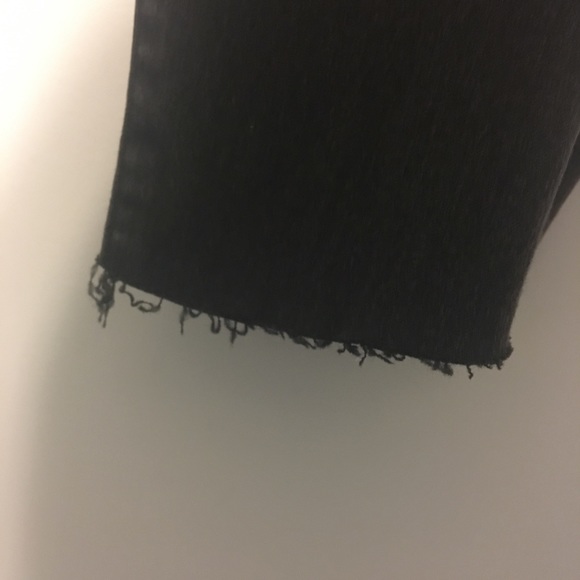 Size 7 black Capri jeggings - Picture 2 of 3